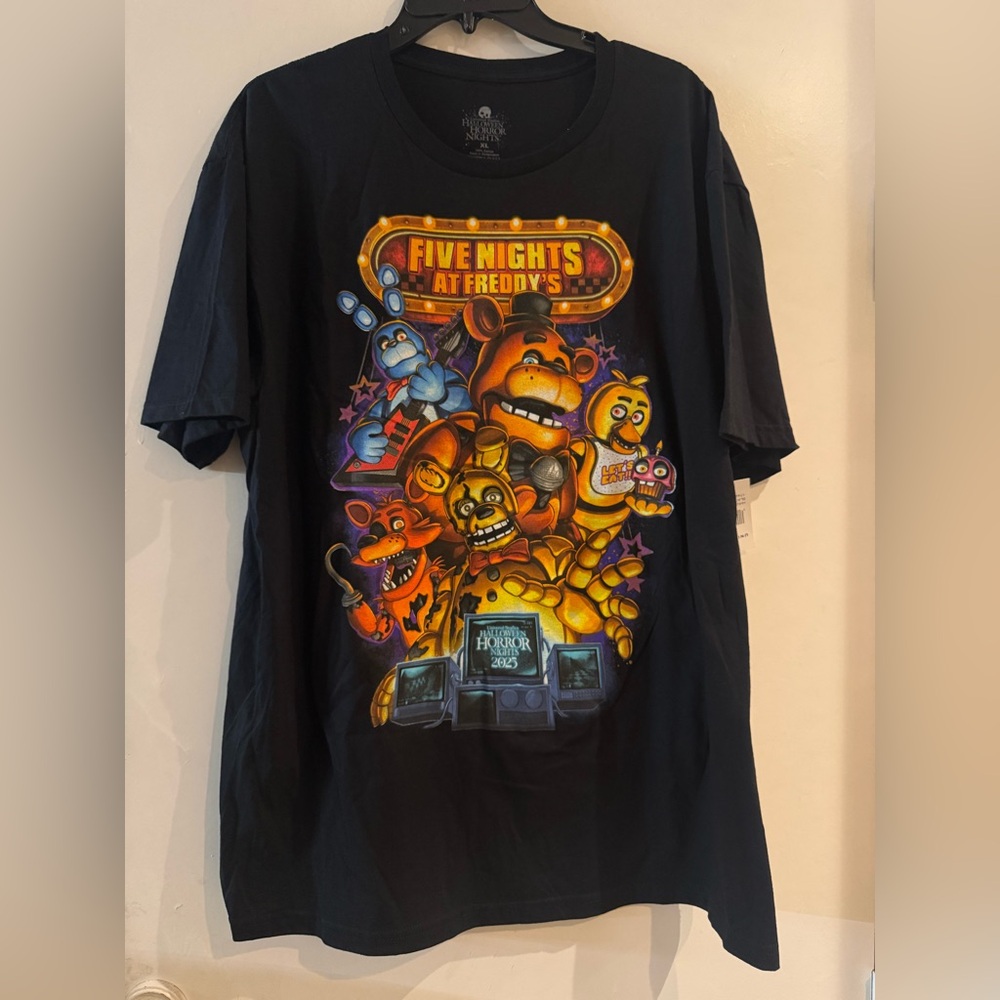 Halloween Horror Nights 2025 Five Nights At Freddy’s Adult T-Shirt Size X-Large